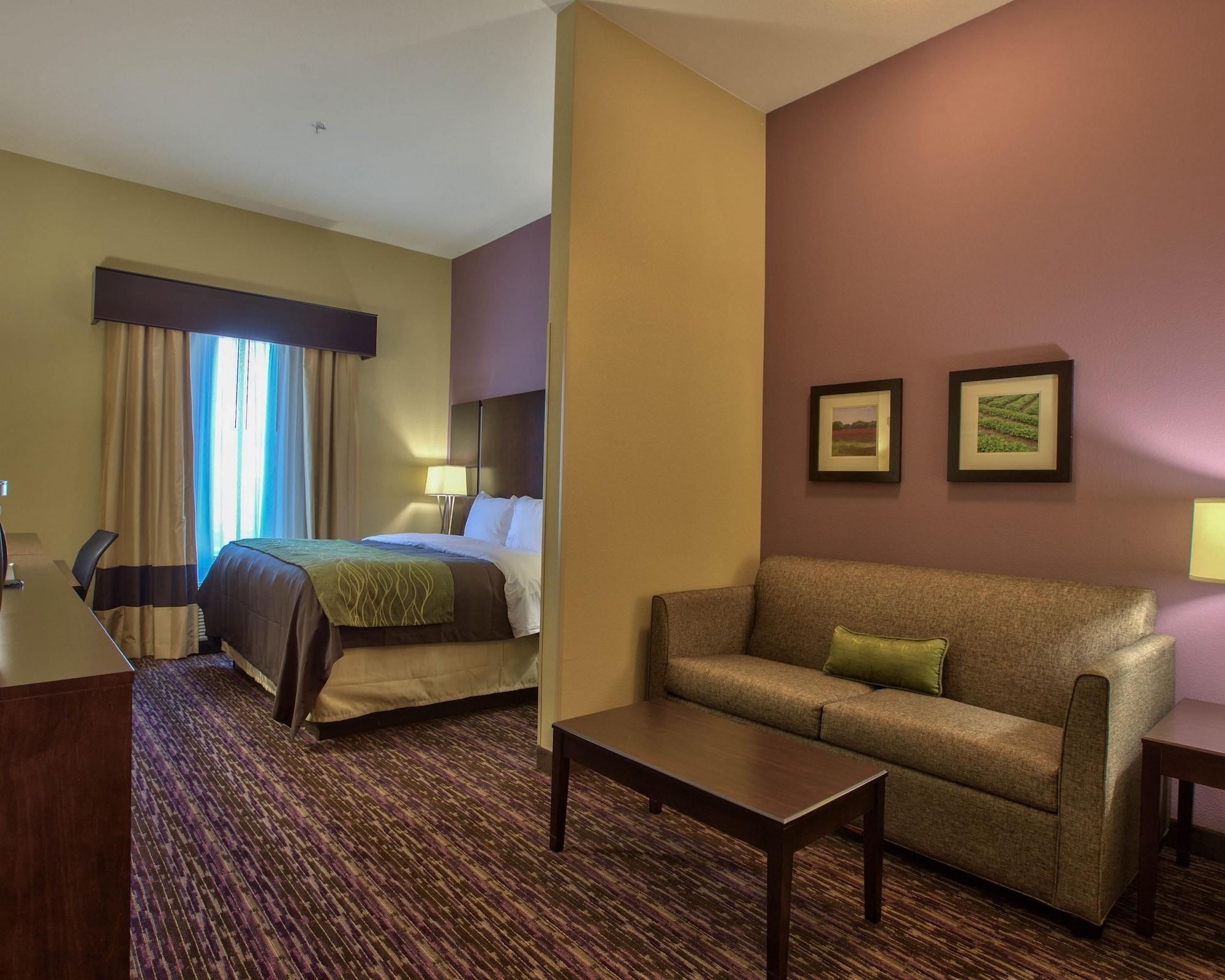 Comfort Inn & Suites Dothan East Екстер'єр фото