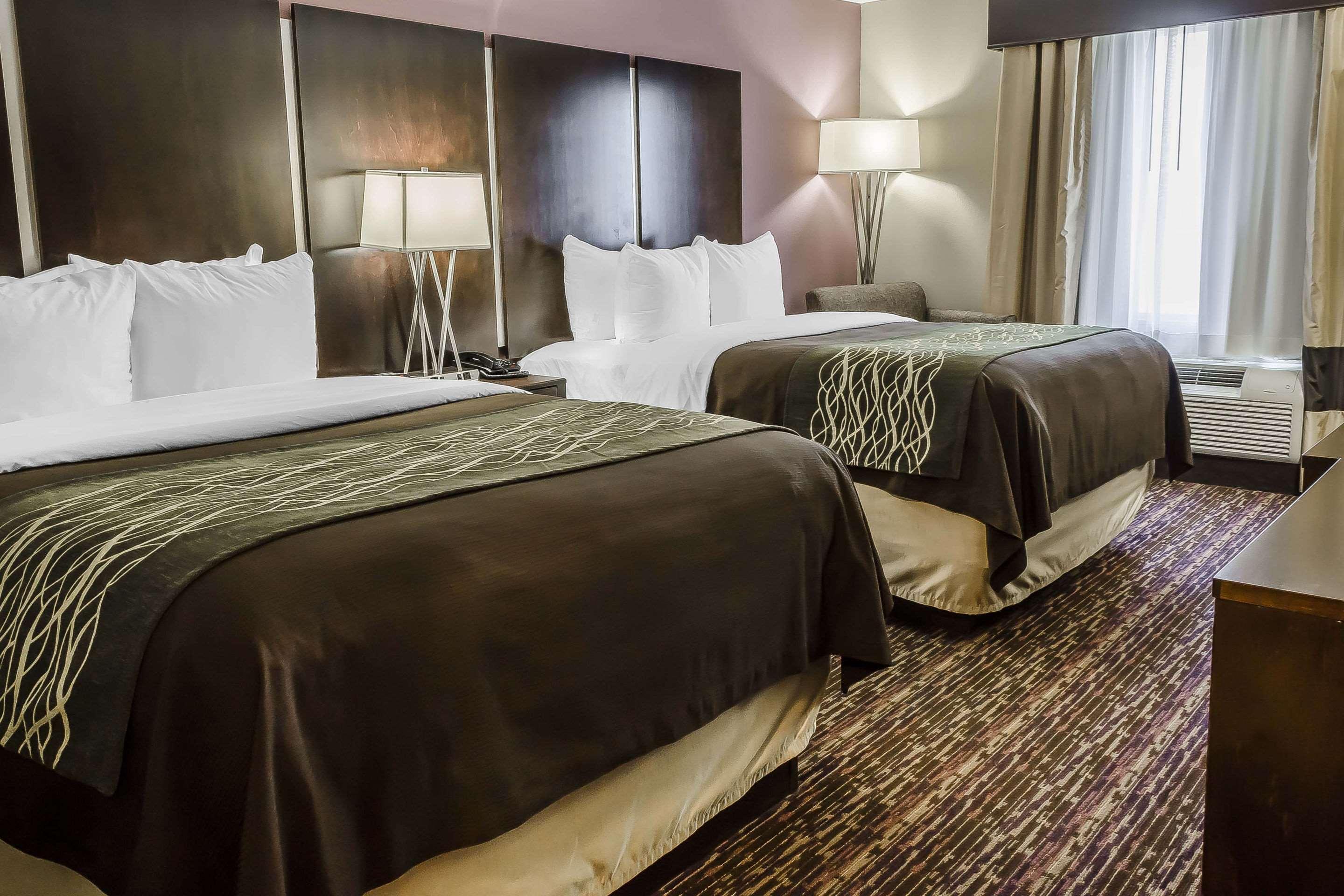 Comfort Inn & Suites Dothan East Екстер'єр фото