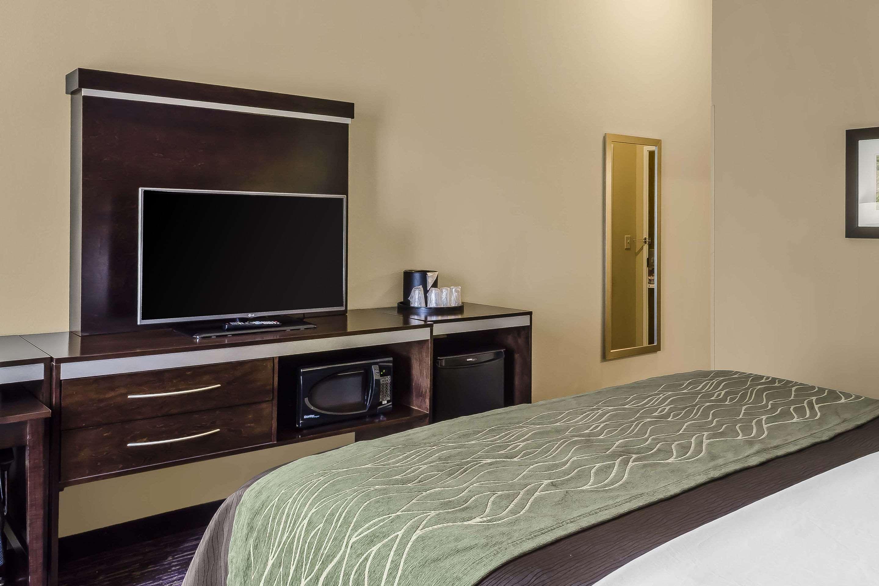 Comfort Inn & Suites Dothan East Екстер'єр фото