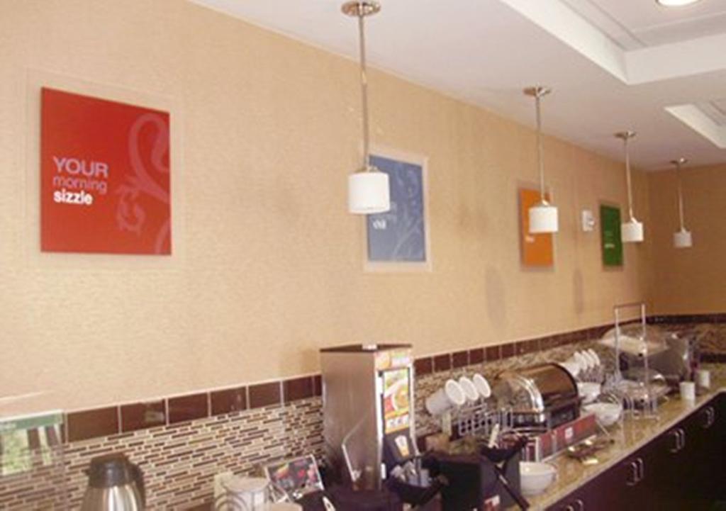 Comfort Inn & Suites Dothan East Екстер'єр фото