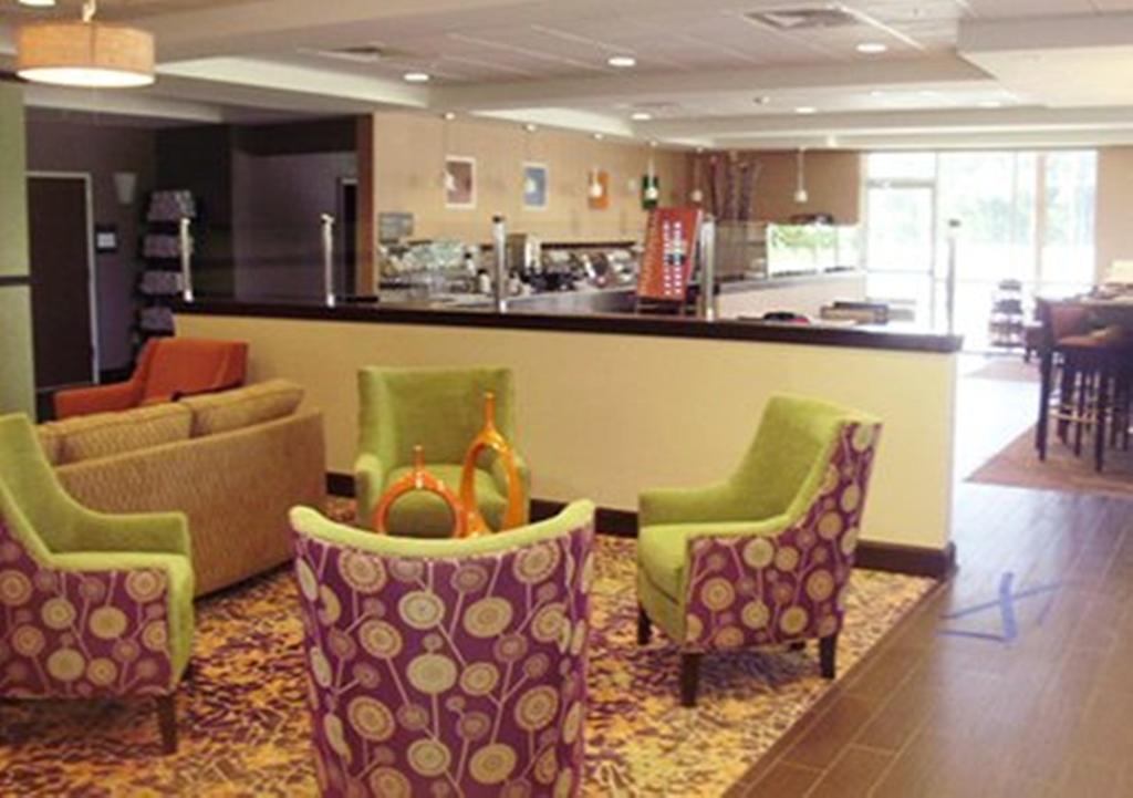 Comfort Inn & Suites Dothan East Екстер'єр фото