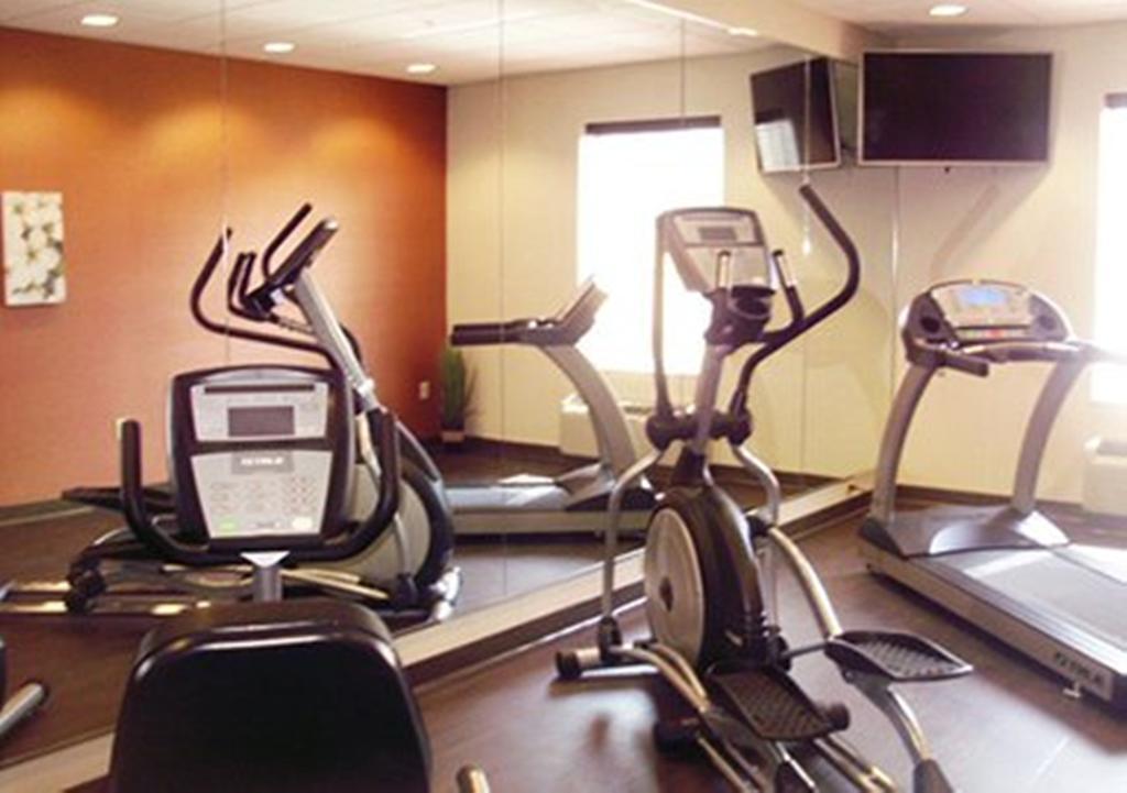 Comfort Inn & Suites Dothan East Екстер'єр фото