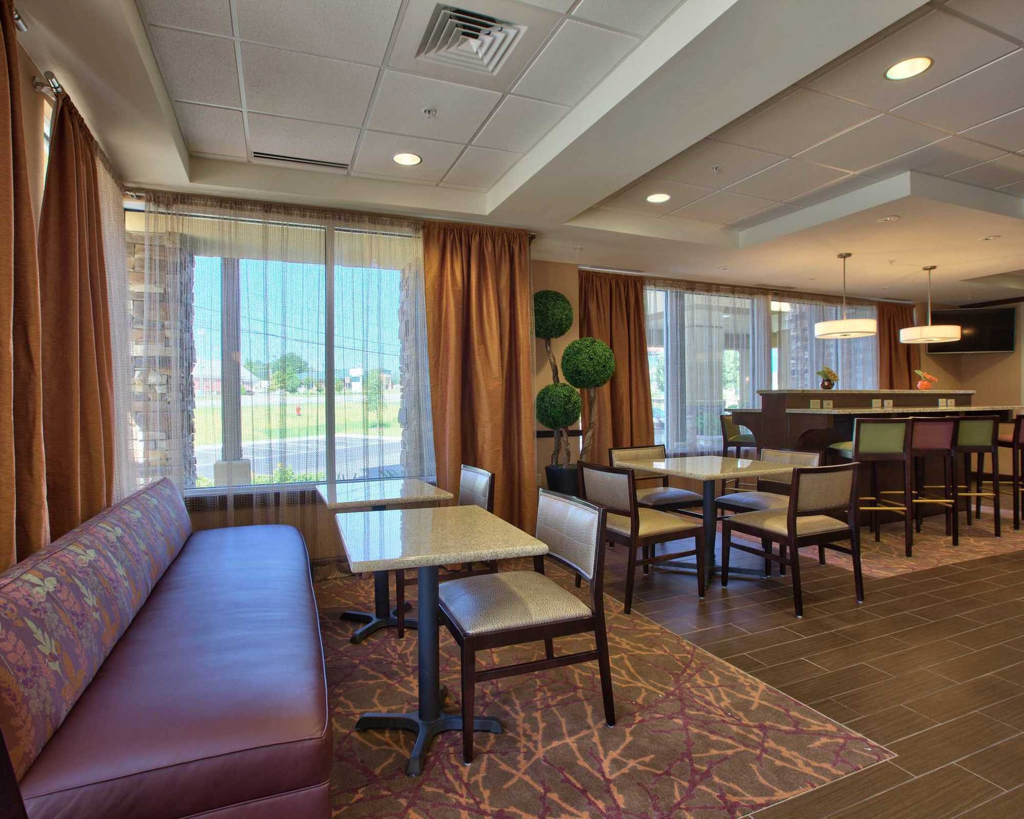 Comfort Inn & Suites Dothan East Зручності фото