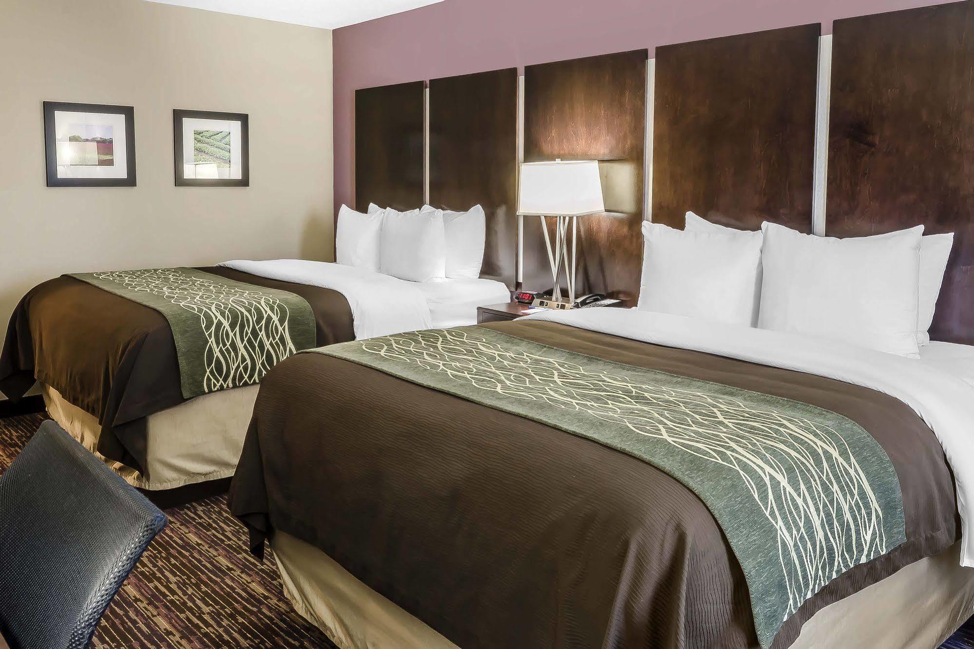 Comfort Inn & Suites Dothan East Екстер'єр фото